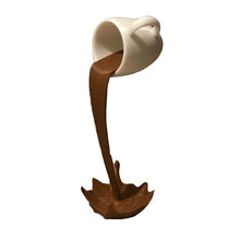 Resin Statues Floating Spilling Coffee Cup Coffee Mug Sculpture Kitchen Magic Pouring Splash Home Decoration Creative Desktop
